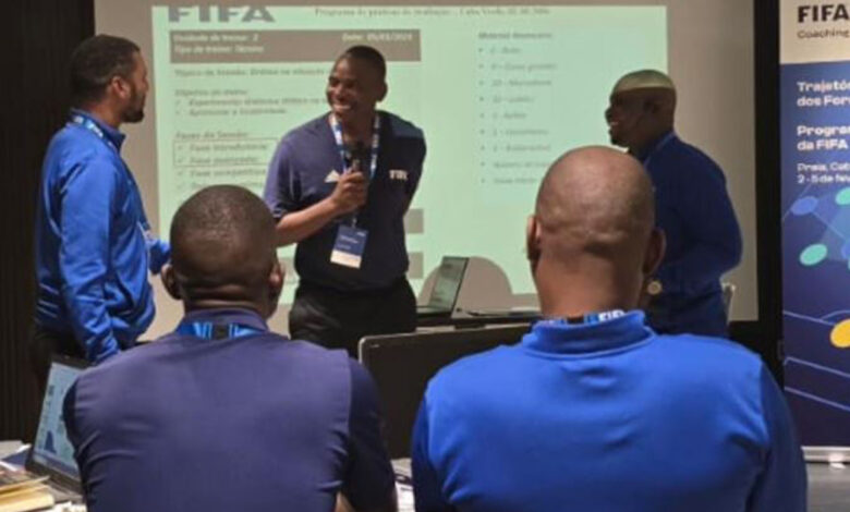 Cinco educadores moçambicanos recebem Diploma FIFA em formação de excelência