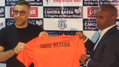 Daúde Razaque suspenso por 20 dias