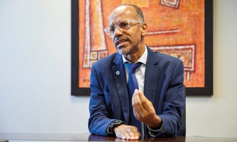 Fáusio Mussá: Avanços com FMI e retoma dos projectos de GNL poderão animar economia 