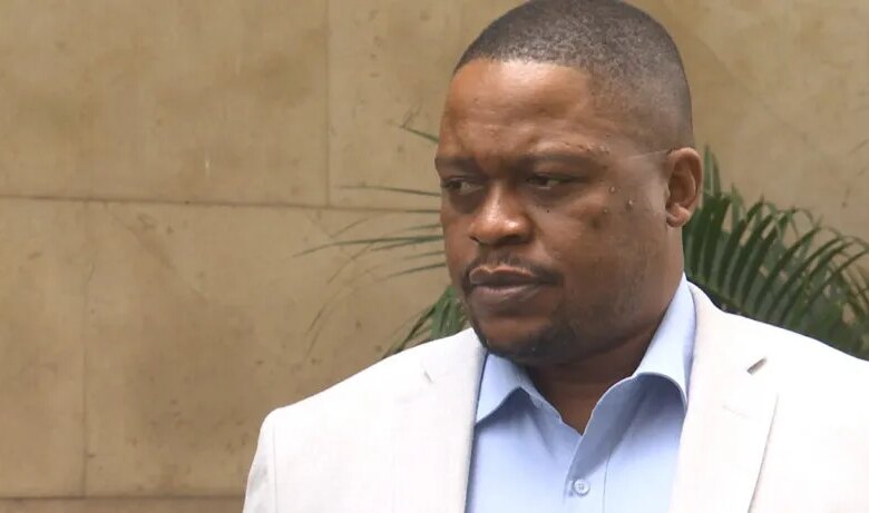 Hélder Mendoça avança contra o PODEMOS