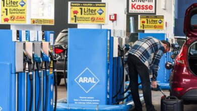 Irão abastece 20 litros de gasolina por pessoa