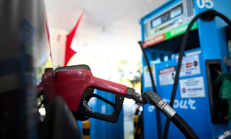 Irão ameaça travar exportação de petróleo