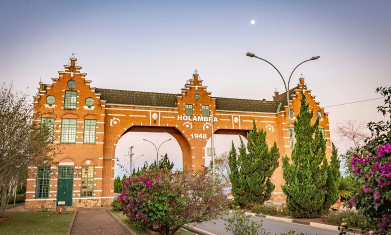 Portão de entrada da cidade de Holambra