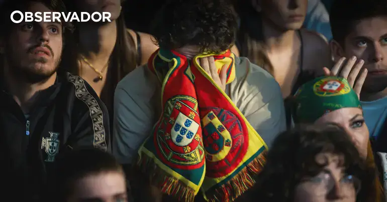 As imagens do RiR e dos Aliados cheios para apoiar Portugal