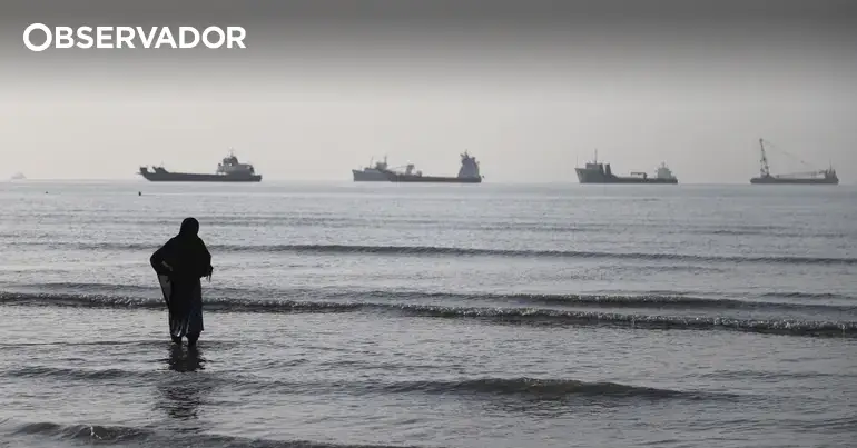 Ataques ameaçaram, mas Irão e EUA voltam a negociar 3ª feira