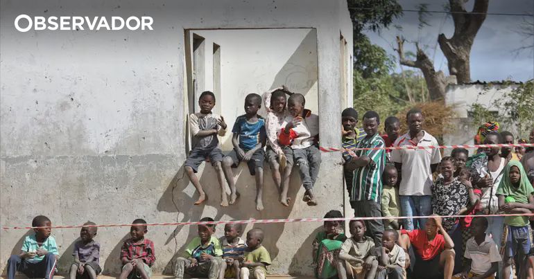 Ataques rebeldes deslocam 52 mil crianças em 6 meses
