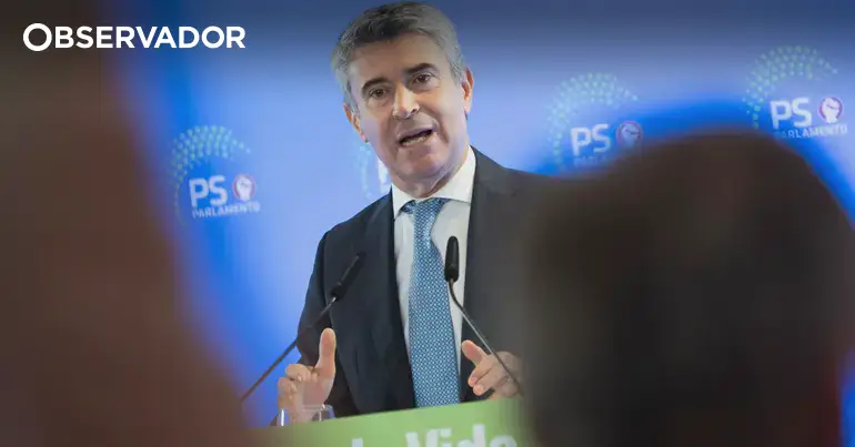 Carneiro exige explicações a Montenegro sobre exames