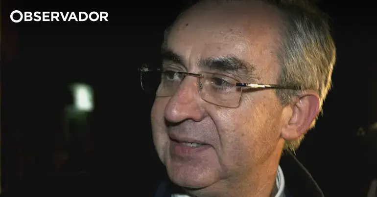 Carneiro homenageia Junqueiro em Viseu