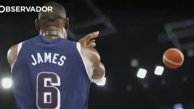 LeBron James deixa os Lakers, mas continua a carreira