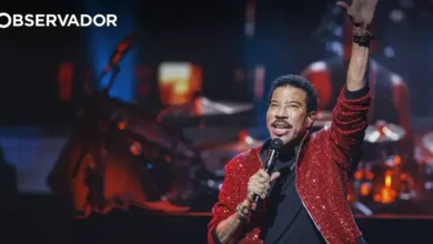 Lionel Richie hospitalizado após sentir-se mal em concerto