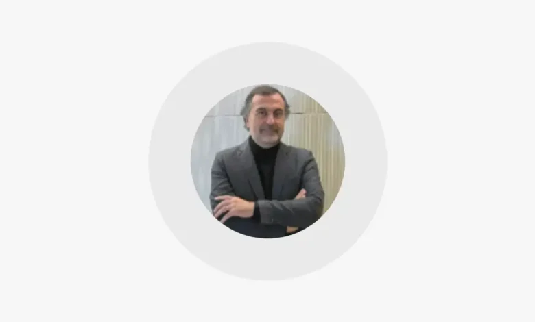 O Grau académico que morreu e a Universidade que ainda não