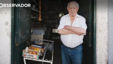 O adeus de Manuel à sua mercearia, 71 anos depois