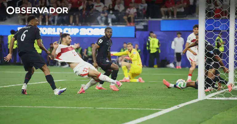 O "Fight Club" estava na bancada, mas o KO apareceu em campo