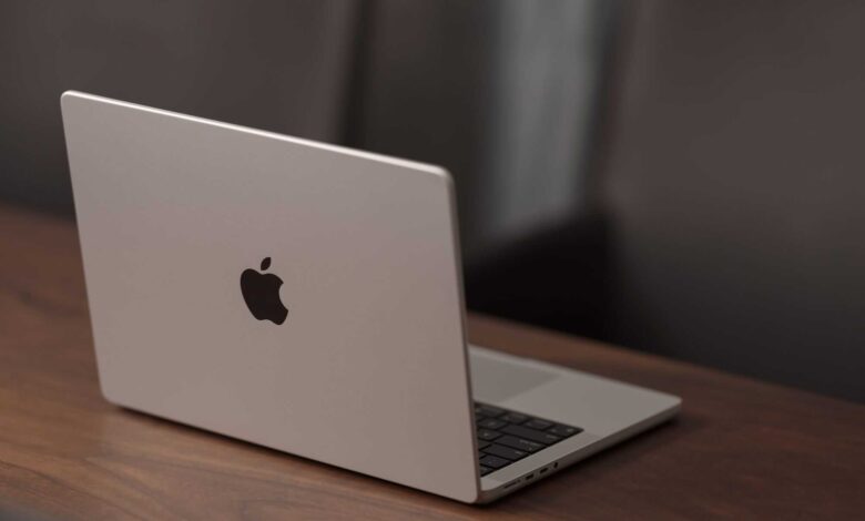 Primeiro MacBook touchscreen terá OLED, processador M5 e Dynamic Island
