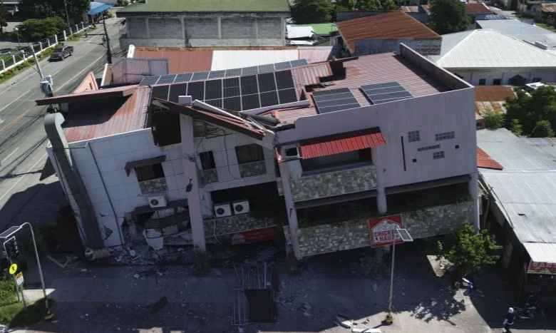 SISMO NAS FILIPINAS: Número de mortos sobe para 41