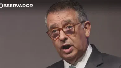 Seguro em homenagem a Souto de Moura na Sagrada Família