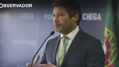 Ventura avisa que aproximação ao PS "tem consequências"