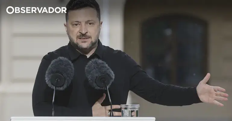 Zelensky propõe estátua de líder cossaco no lugar de Lenine