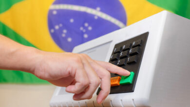 30 anos da urna eletrônica: entenda a engenharia que blinda seu voto