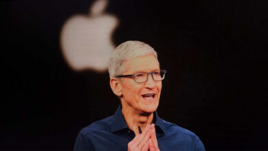 Apple prevê trimestre difícil e Tim Cook se despede do comando da empresa
