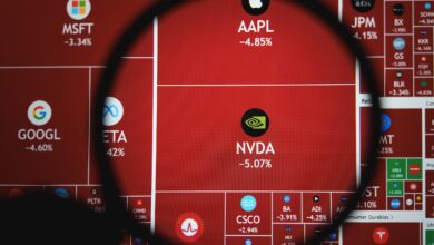 Apple supera Nvidia e fecha segunda-feira (27) como empresa mais valiosa do mundo