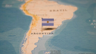 Argentina quer criar empresas geridas por inteligência artificial — mas há um detalhe