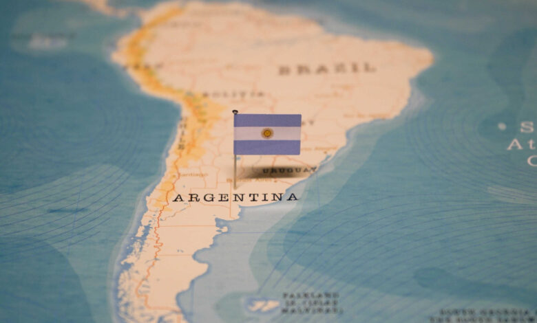Argentina quer criar empresas geridas por inteligência artificial — mas há um detalhe
