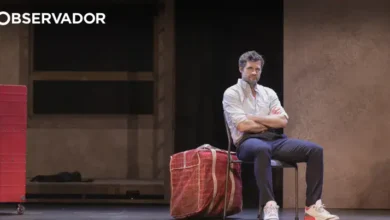 Autarca de extrema-direita cancela teatro sobre imigração