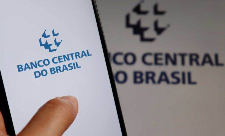 Banco Central informa que ainda há R$ 6,24 bilhões para devolver aos cidadãos