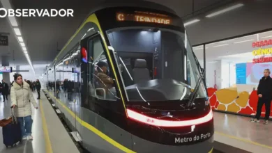 Calor em carruagens volta a atormentar passageiros do Porto