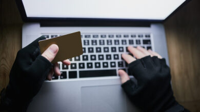 Cartão clonado: como criminosos roubam seus dados e o que fazer para evitar prejuízos