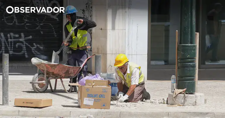 Com 40°C, truques e direitos de quem trabalha ao ar livre
