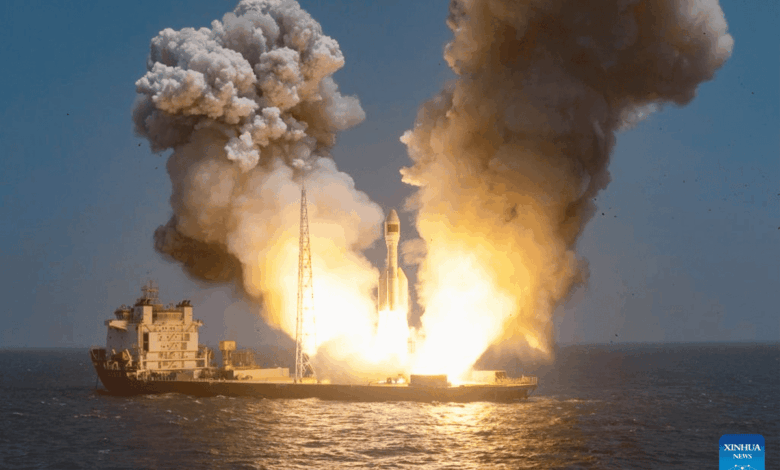 Combustível sólido leva foguete chinês a novo feito espacial