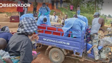 Ébola na RDCongo: falta de dinheiro e guerra travam resposta