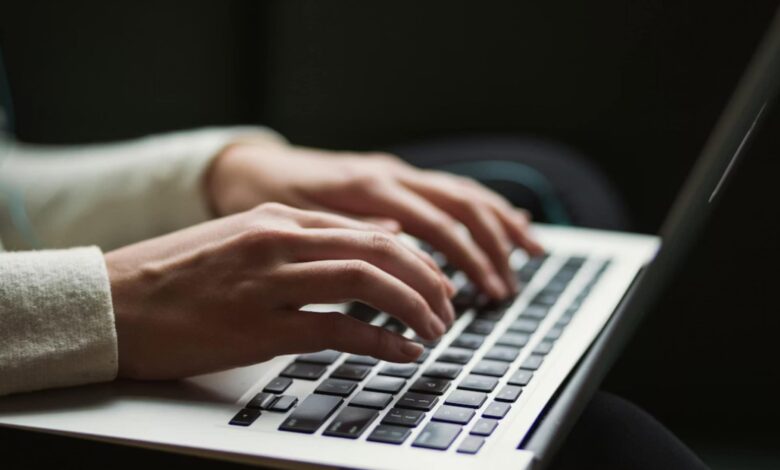 Entre prazer e prejuízo, estudo revela o lado oculto do excesso de internet