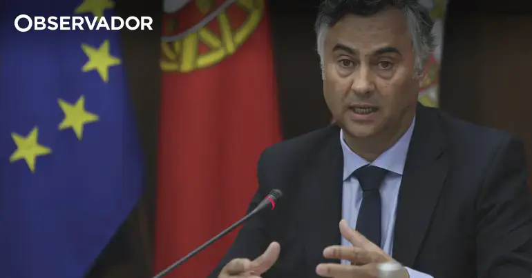 Exames: segunda fase a 20 de julho, resultados a 7 de agosto