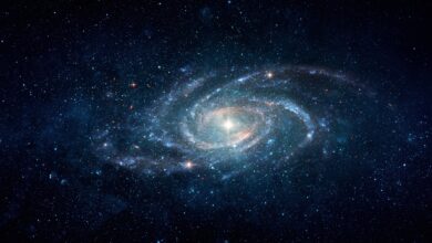 Físico cria “miniuniverso” e faz descoberta sobre origem do tempo