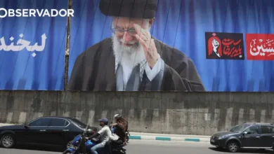 Irão em alerta para funeral de Ali Khamenei
