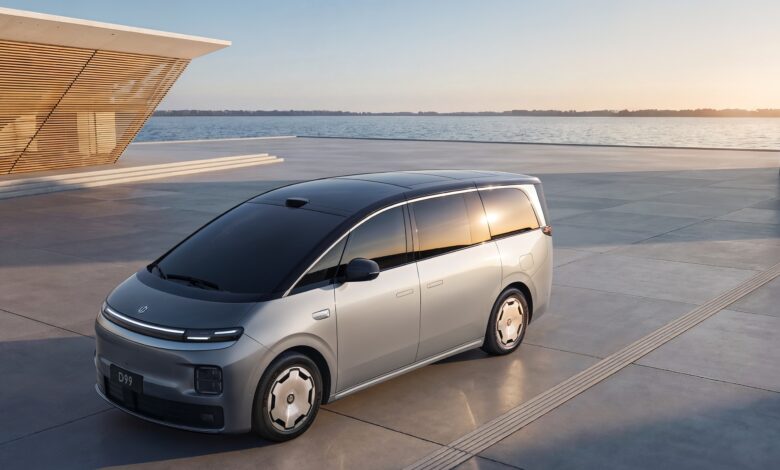 Leapmotor apresenta D99, minivan de luxo
