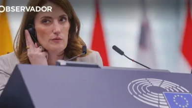 Metsola condena agressividade no PE e promete sanções