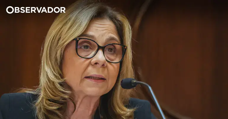Ministra da Saúde: é "difícil" manter atual rede de urgência