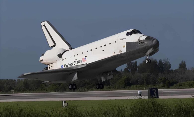 Nave Atlantis encerrou era dos ônibus espaciais da NASA há 15 anos