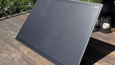 O que é o painel solar plug-in? Sistema que liga na tomada ganha espaço nos EUA