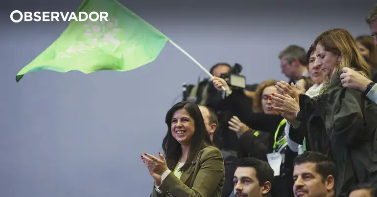 PAN nos Açores critica "silêncio" do ministro sobre Lajes