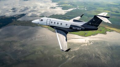 Phenom 300EV: jato da Embraer pousa sozinho em caso de emergência