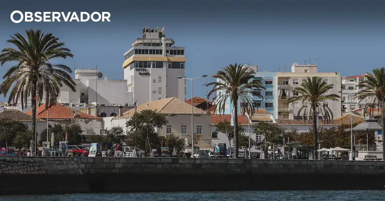 Prisão preventiva e domiciliária para suspeitos de violação