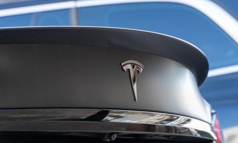 Tesla abre fábrica na Alemanha para startups em prol de baterias