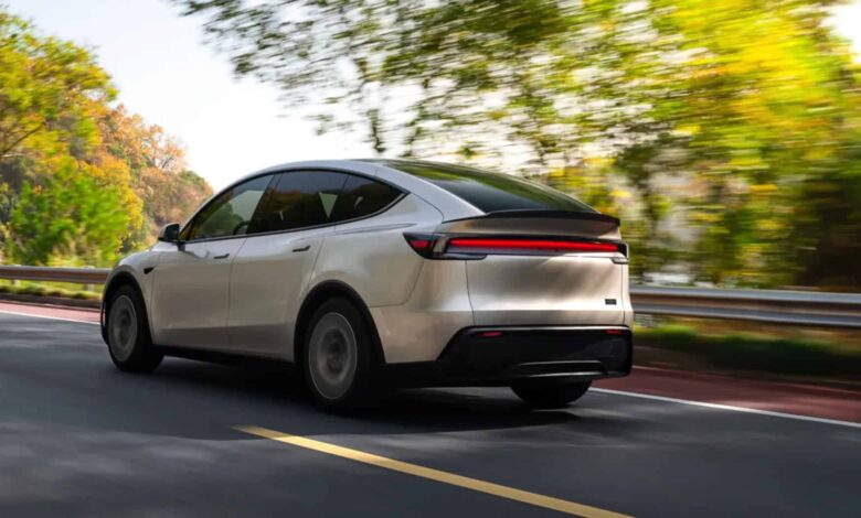 Tesla apresenta Model Y L nos EUA