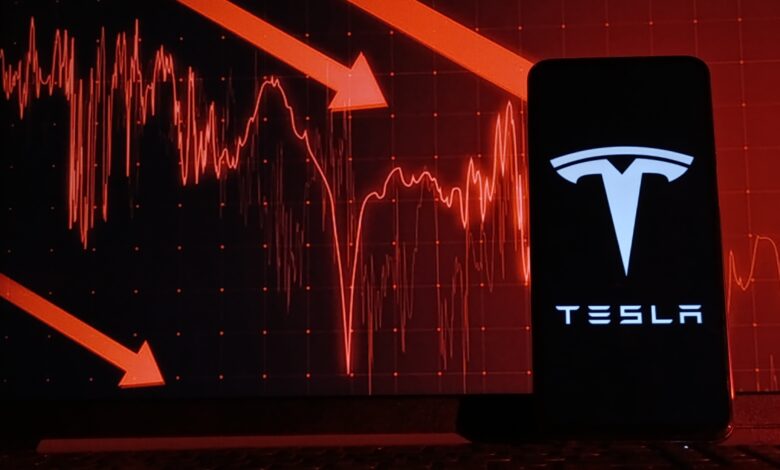 Tesla obtém receita acima do esperado, mas lucro decepciona