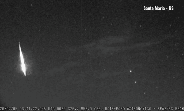 VÍDEO: meteoro ilumina céu do Rio Grande do Sul durante a madrugada